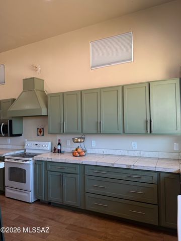 5700 W Iowa Street, Tucson, AZ 85757