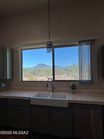 5700 W Iowa Street, Tucson, AZ 85757