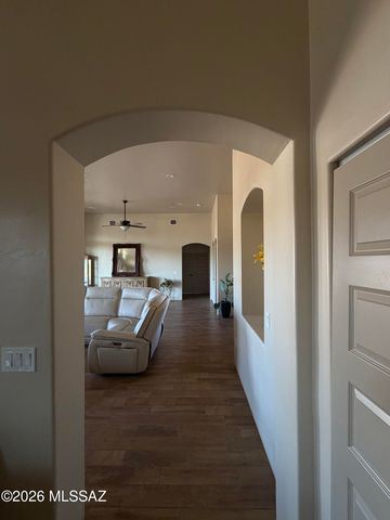 5700 W Iowa Street, Tucson, AZ 85757