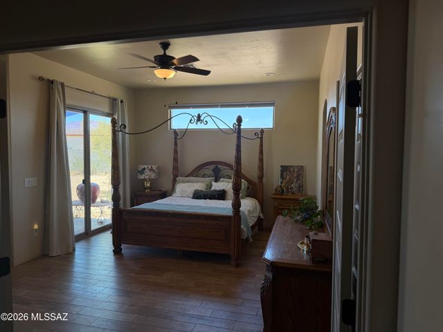 5700 W Iowa Street, Tucson, AZ 85757