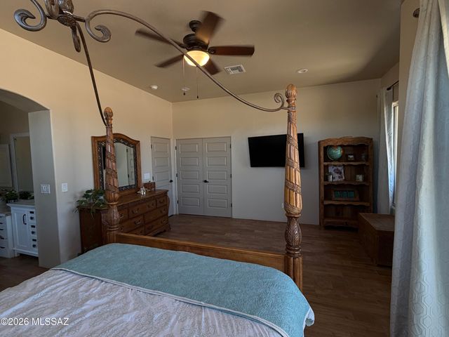 5700 W Iowa Street, Tucson, AZ 85757