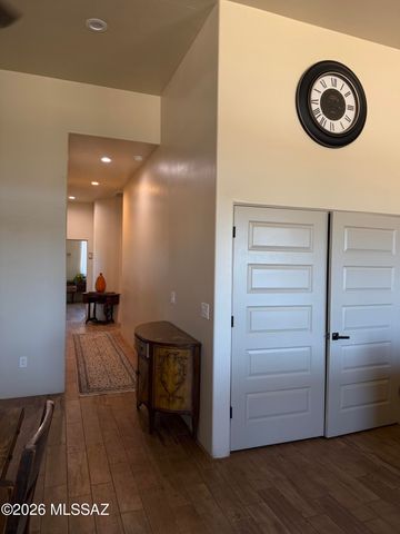 5700 W Iowa Street, Tucson, AZ 85757