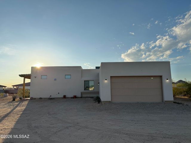 5700 W Iowa Street, Tucson, AZ 85757