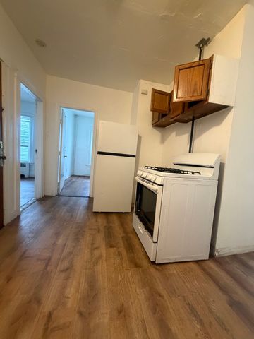 12 Houghton St 2, Lynn, MA 01905