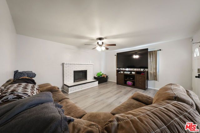 10917 Baron Avenue, Bakersfield, CA 93312