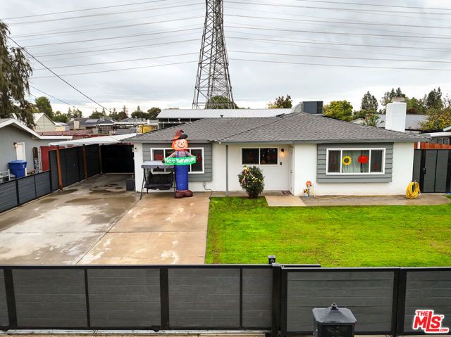 10917 Baron Avenue, Bakersfield, CA 93312