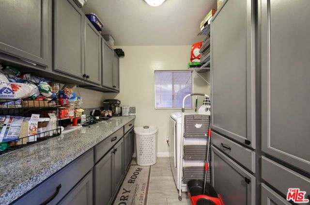 10917 Baron Avenue, Bakersfield, CA 93312