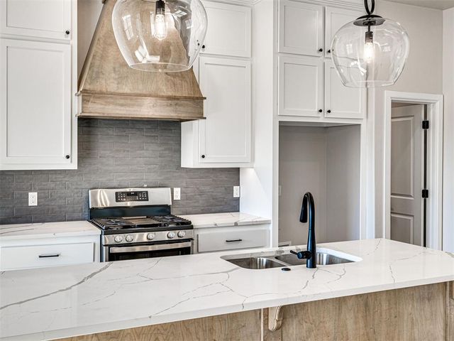 3390 Prairie View Trail, Noble, OK 73068