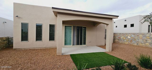 1822 BRIDLE, El Paso, TX 79911