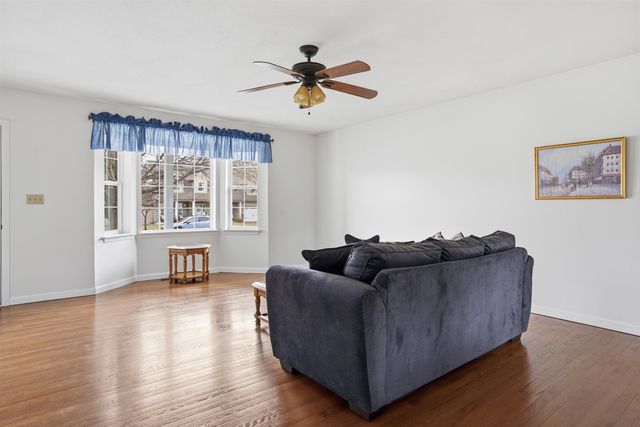 25 Independence Drive, Merrimack, NH 03054