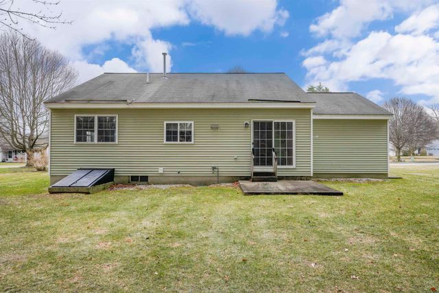 25 Independence Drive, Merrimack, NH 03054