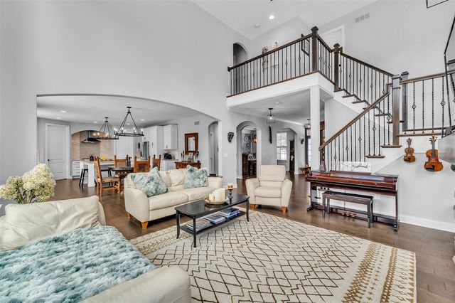 1091 Green Road, Ann Arbor, MI 48105