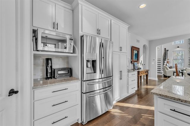 1091 Green Road, Ann Arbor, MI 48105