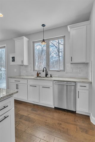 1091 Green Road, Ann Arbor, MI 48105