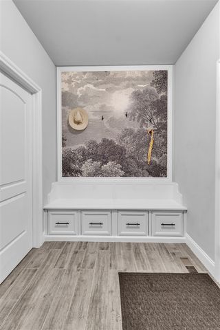 1091 Green Road, Ann Arbor, MI 48105