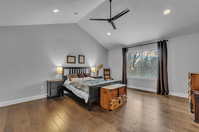 1091 Green Road, Ann Arbor, MI 48105