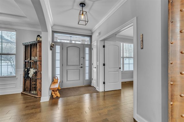 1091 Green Road, Ann Arbor, MI 48105