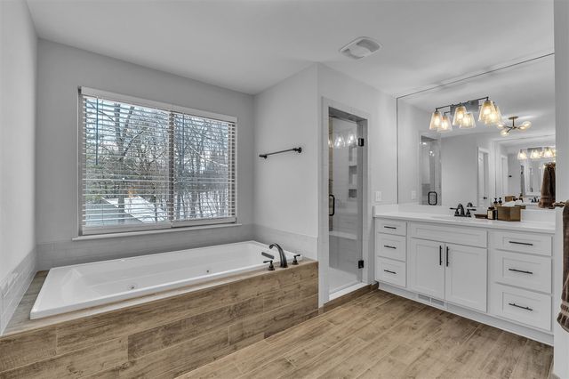 1091 Green Road, Ann Arbor, MI 48105