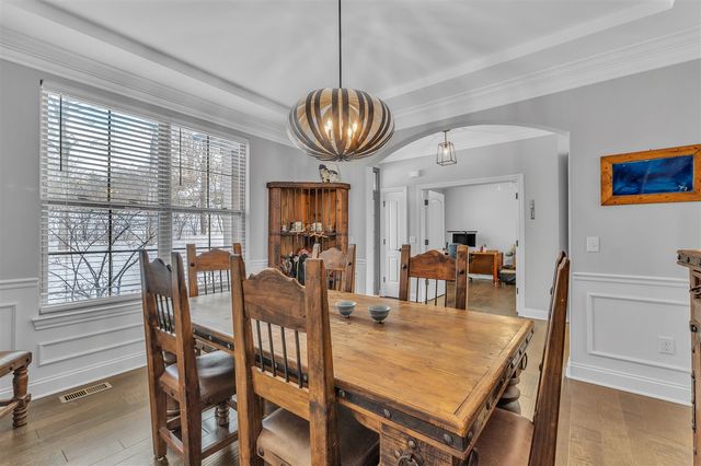 1091 Green Road, Ann Arbor, MI 48105