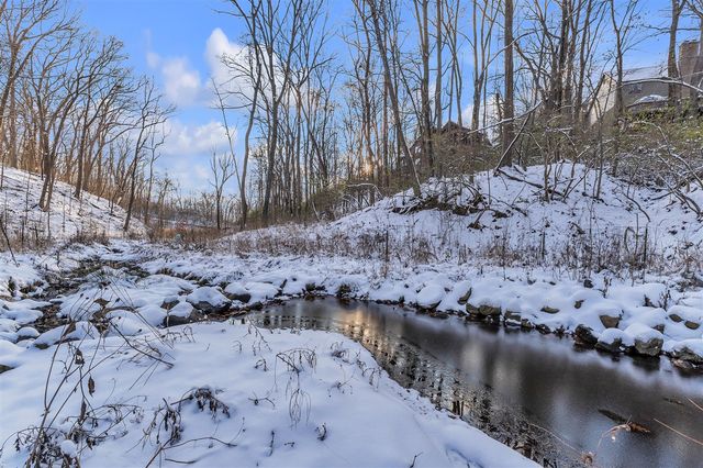 1091 Green Road, Ann Arbor, MI 48105