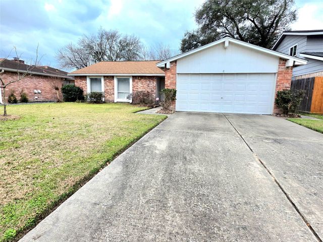 8519 Riverside Walk Lane, Houston, TX 77064