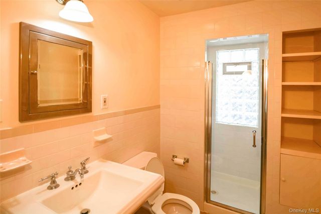 24-10 Gillmore Street 2, East Elmhurst, NY 11369