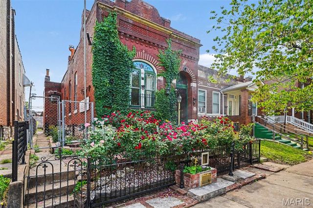 3316 Itaska Street, St Louis, MO 63111