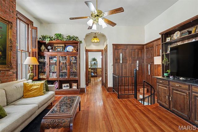3316 Itaska Street, St Louis, MO 63111