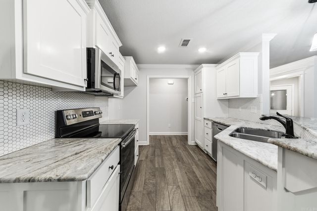 201 Creek View Drive, Austin, AR 72007