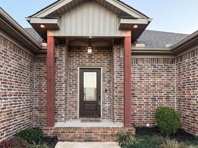 201 Creek View Drive, Austin, AR 72007