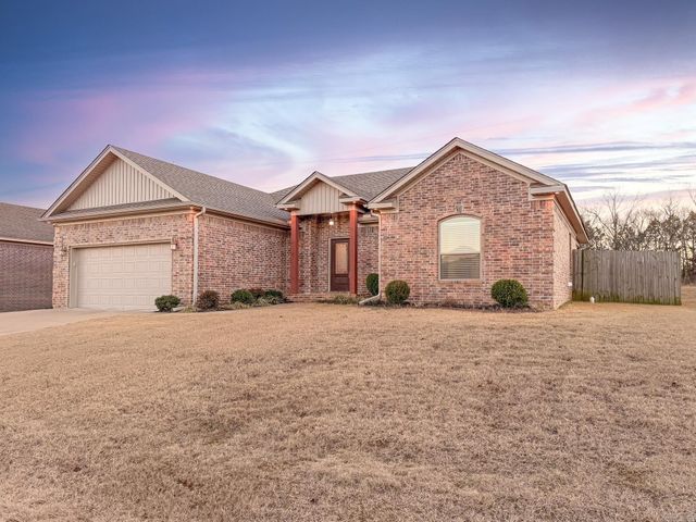 201 Creek View Drive, Austin, AR 72007