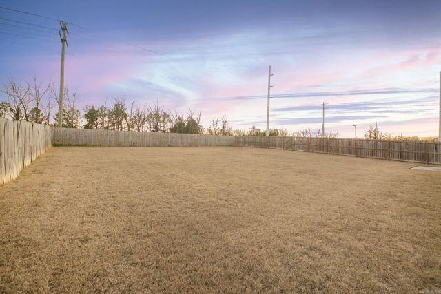 201 Creek View Drive, Austin, AR 72007