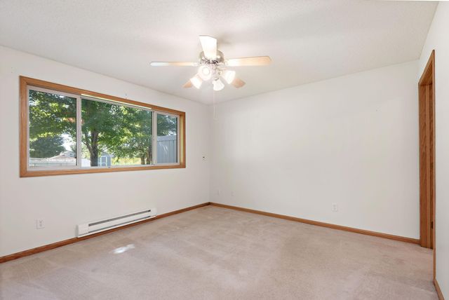 5651 Lambert Avenue NE, Albertville, MN 55301