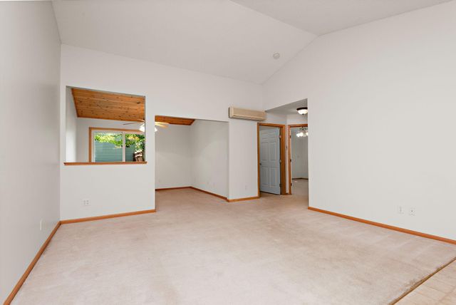 5651 Lambert Avenue NE, Albertville, MN 55301