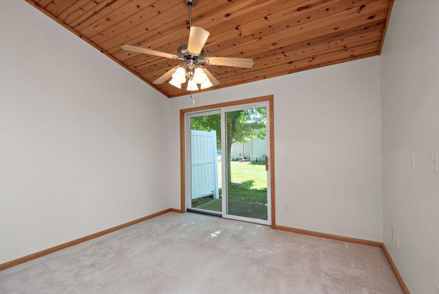 5651 Lambert Avenue NE, Albertville, MN 55301