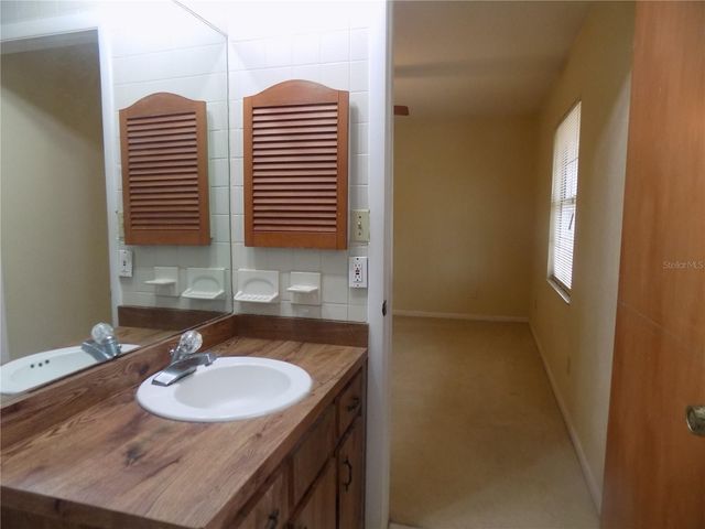 4408 44 PLACE NW, Gainesville, FL 32606