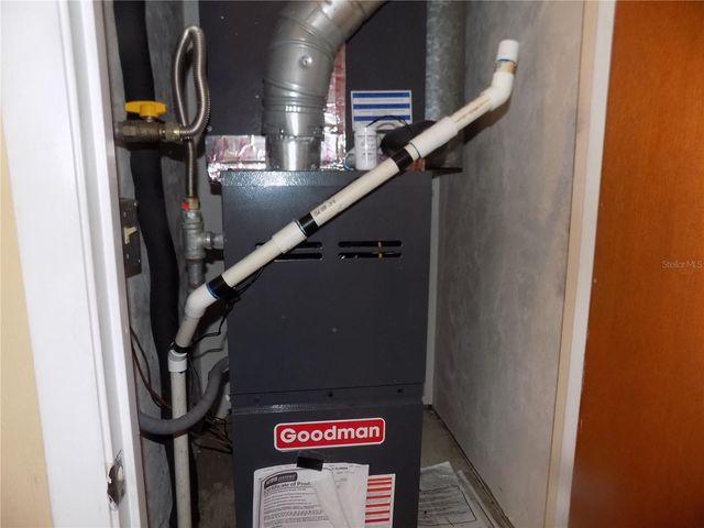 4408 44 PLACE NW, Gainesville, FL 32606