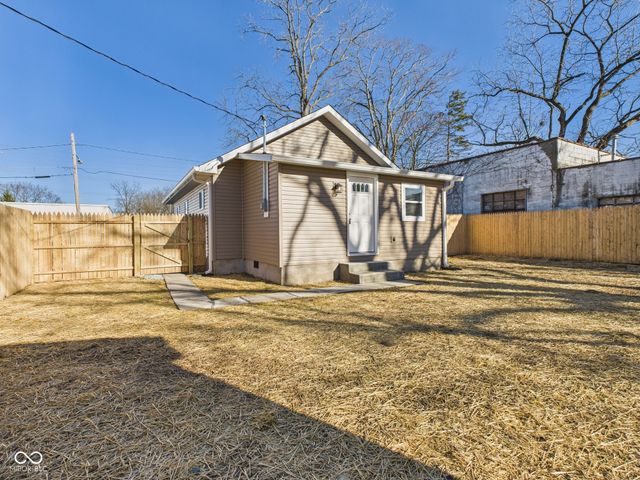 1525 Home Avenue, Anderson, IN 46016