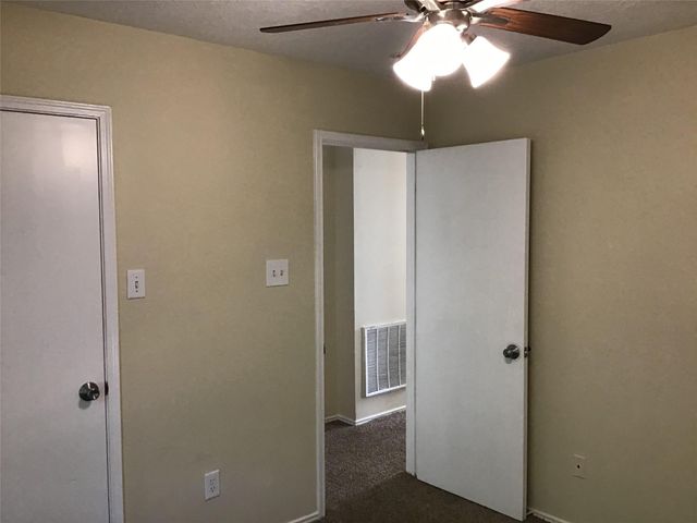 11802 Sunny Stream Drive, Tomball, TX 77375