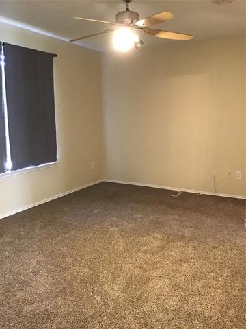 11802 Sunny Stream Drive, Tomball, TX 77375