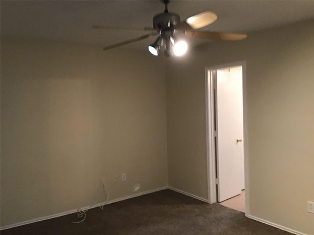 11802 Sunny Stream Drive, Tomball, TX 77375