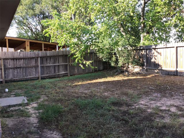 11802 Sunny Stream Drive, Tomball, TX 77375