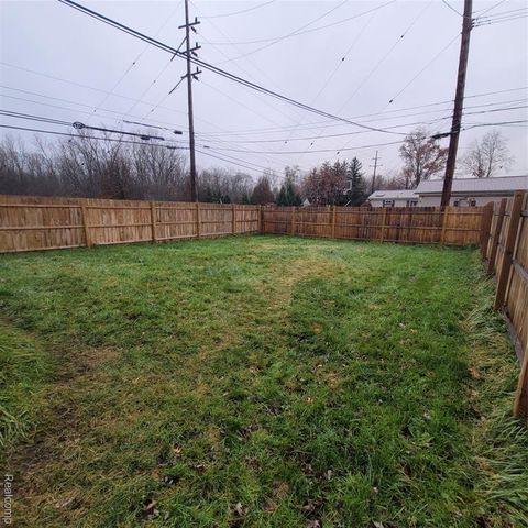 35420 Grant Street, Romulus, MI 48174