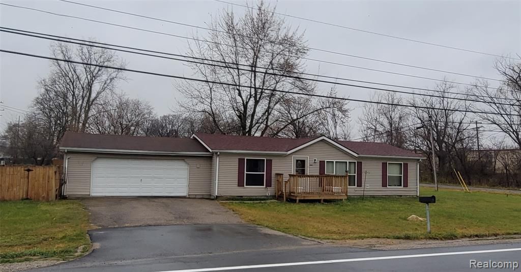 35420 Grant Street, Romulus, MI 48174