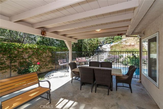 7019 Woodstone Place, West Hills, CA 91307
