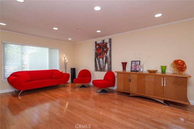 7019 Woodstone Place, West Hills, CA 91307