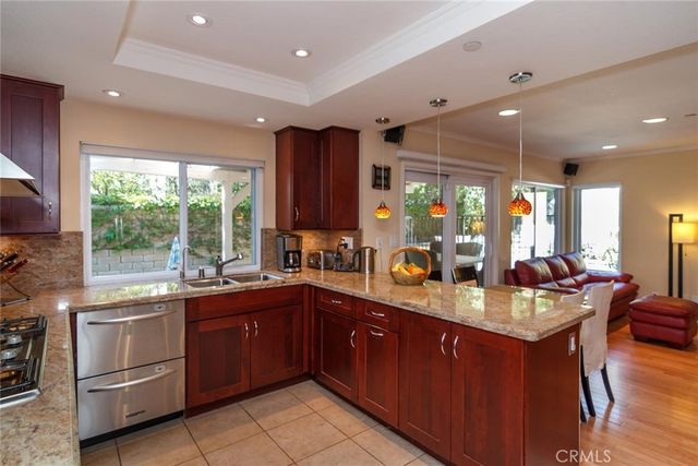 7019 Woodstone Place, West Hills, CA 91307