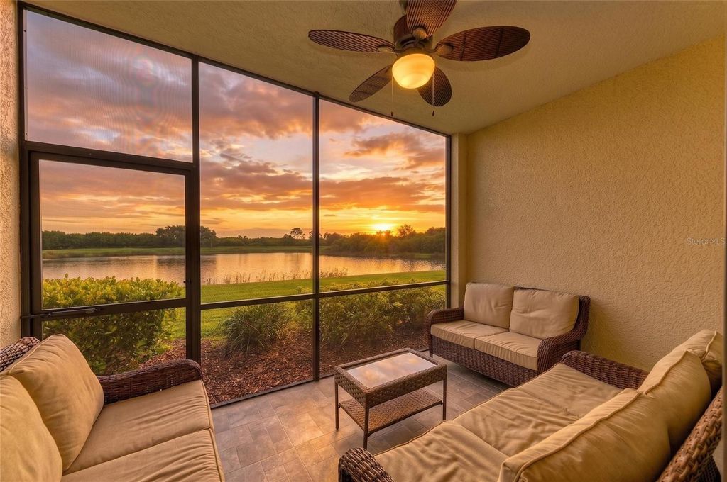 Image 2 of property listing at 7305 RIVER HAMMOCK DRIVE 102, Bradenton, FL 34212