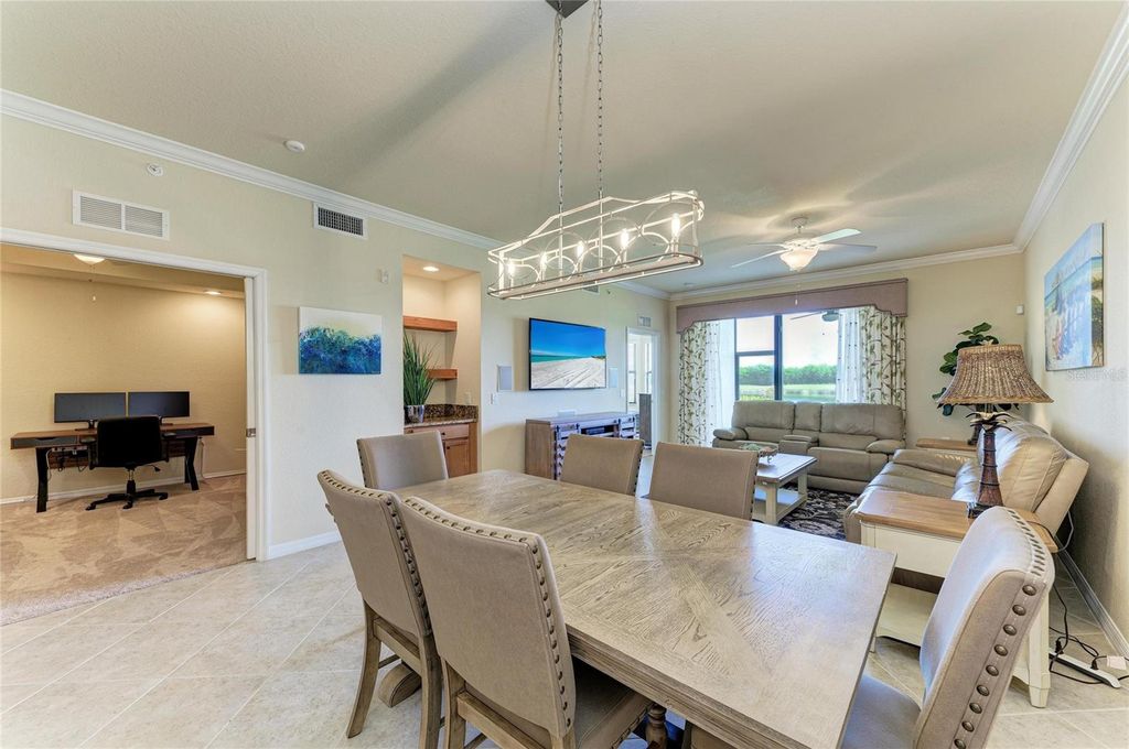 Image 12 of property listing at 7305 RIVER HAMMOCK DRIVE 102, Bradenton, FL 34212