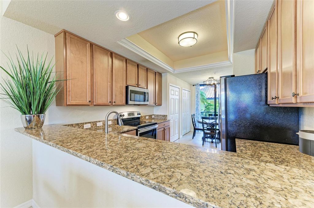Image 18 of property listing at 7305 RIVER HAMMOCK DRIVE 102, Bradenton, FL 34212